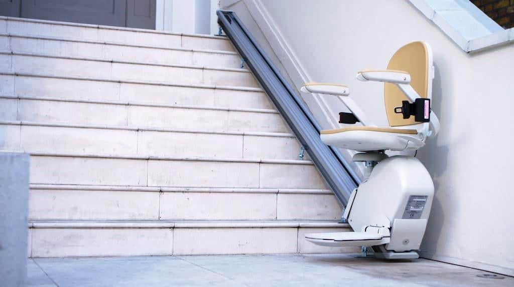 Acorn outdoor stair lift