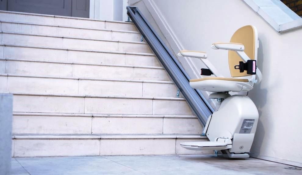 Acorn outdoor stair lift