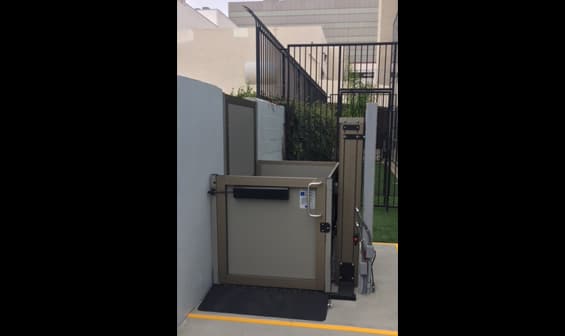 vertical wheelchair lift